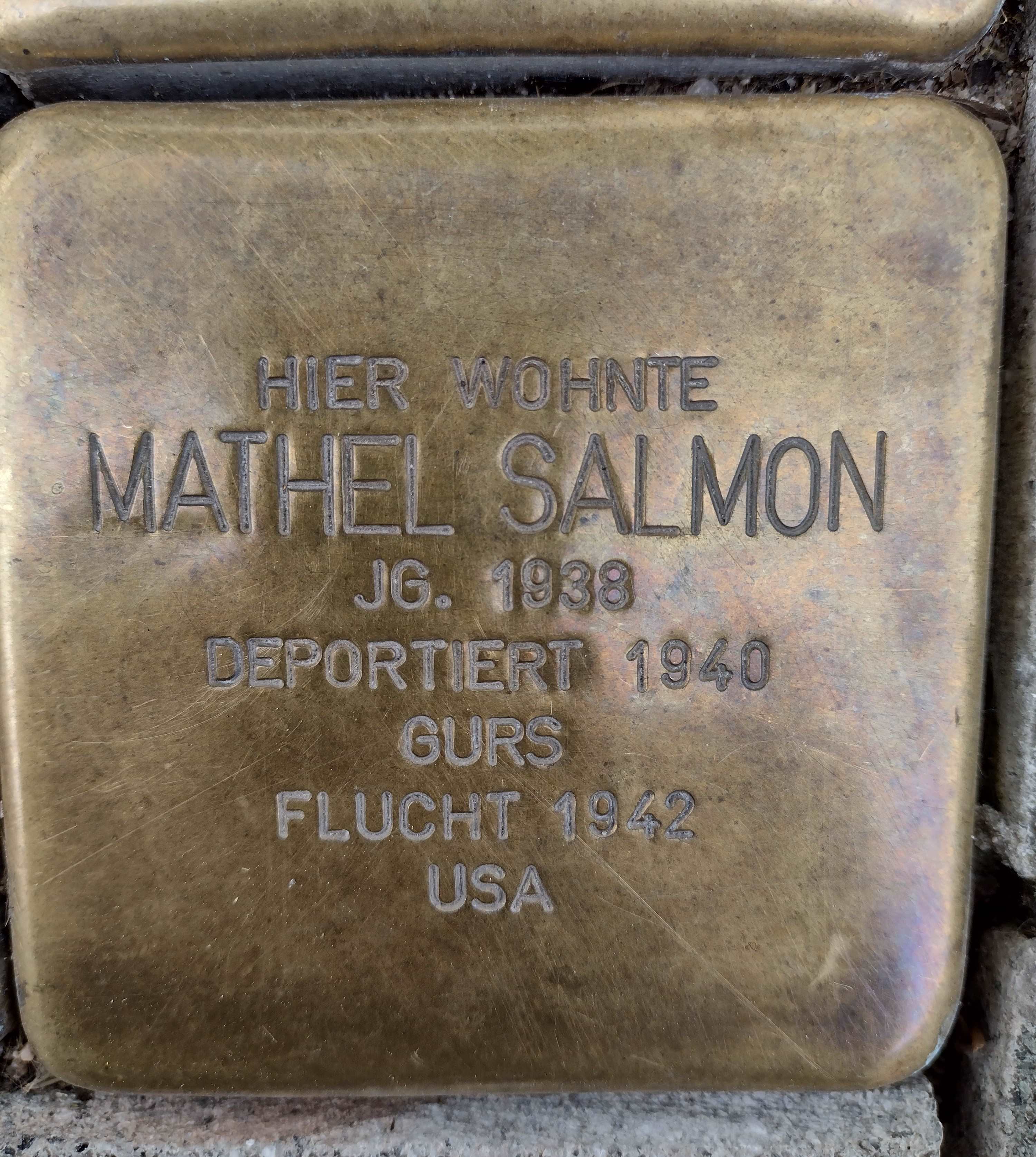 Stolperstein für Mathel Salmon in der Eisenbahnstraße 6, Foto: Matthias Pöhler