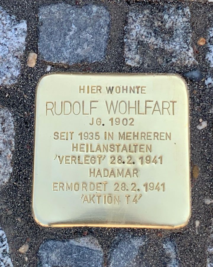 Stolperstein für Rudolf Wohlfahrt - Illinger Straße 25 in Dirmingen, Foto: Georg Vogel